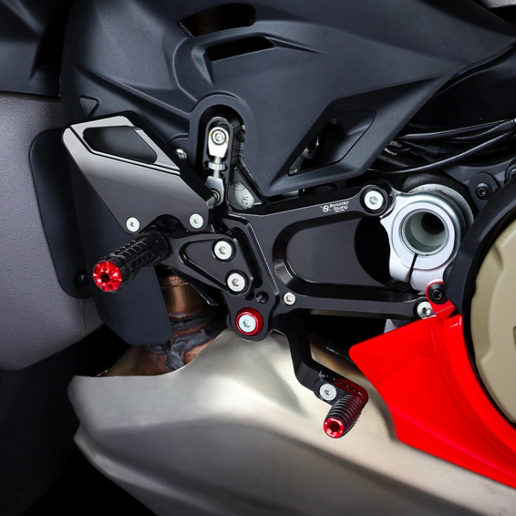 Ducate Rear Set Ducati Panigale V4 - V4S (2025+) Bonamici Rear Sets - spengineering.co.uk